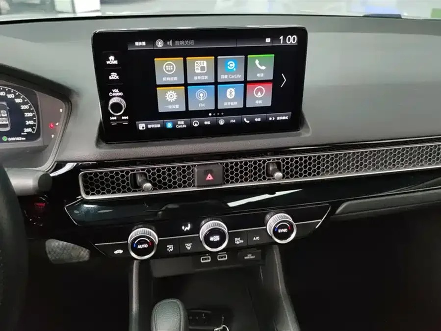Honda CIVIC 2023 Civic 240TURBO CVT Power Edition 2023 — миниатюра 4