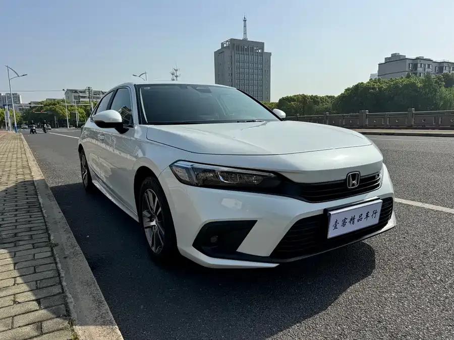 Honda CIVIC 2024