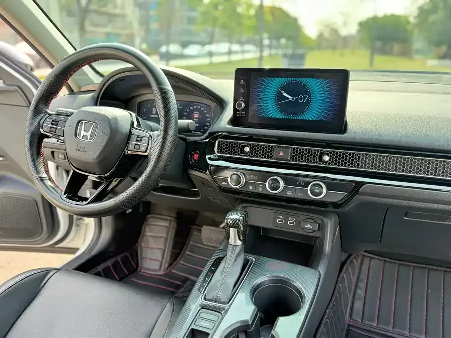 Honda CIVIC 2023 Civic 240TURBO CVT Power Edition 2024 — миниатюра 5