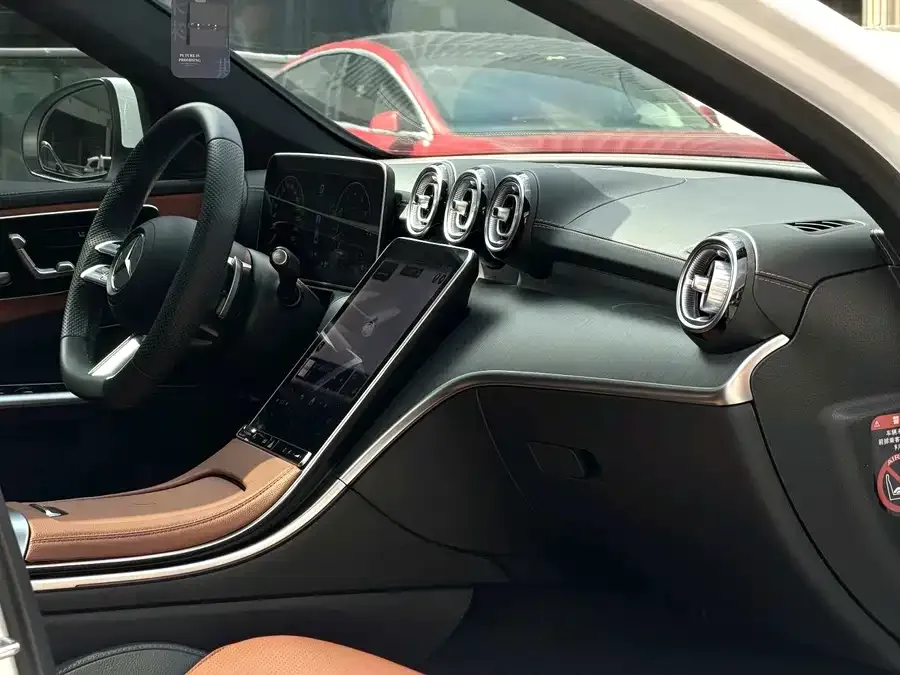 Mercedes-Benz Class C Mercedes-Benz C-Class 2023 C 260 L Sports Edition 2023 — миниатюра 2