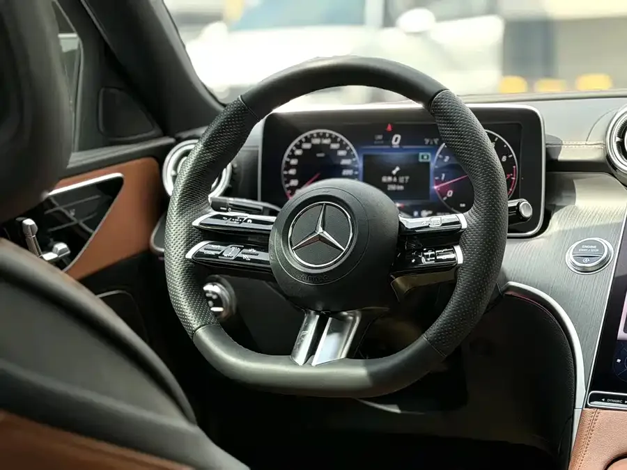 Mercedes-Benz Class C Mercedes-Benz C-Class 2023 C 260 L Sports Edition 2023 — миниатюра 4