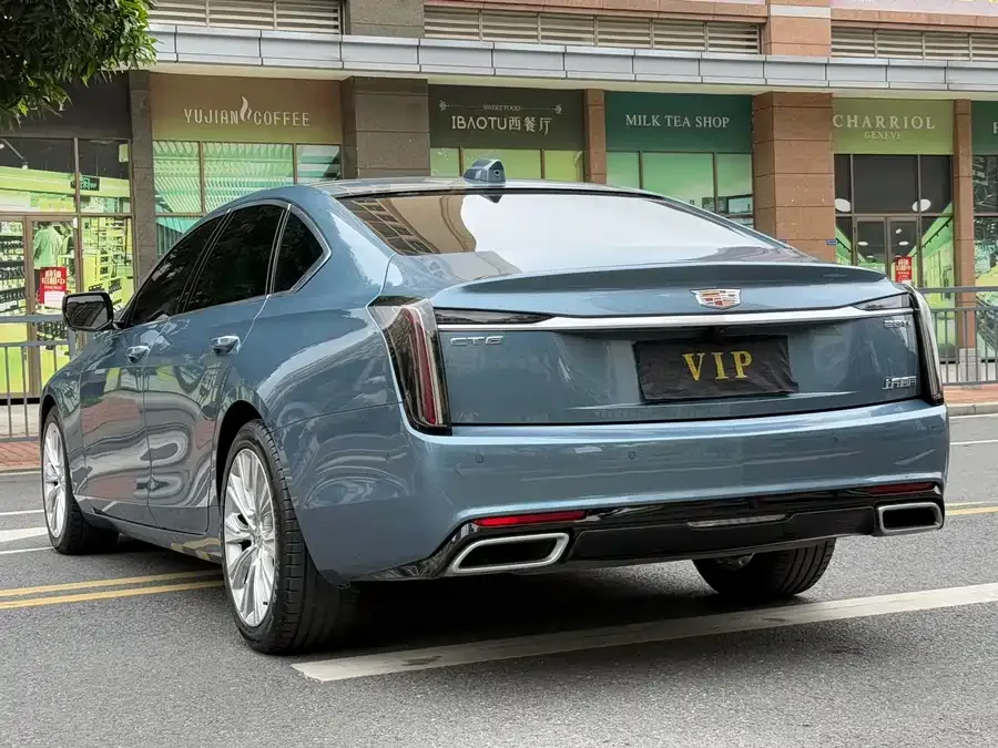 Cadillac CT6 2023 28T Platinum 2023 — миниатюра 2