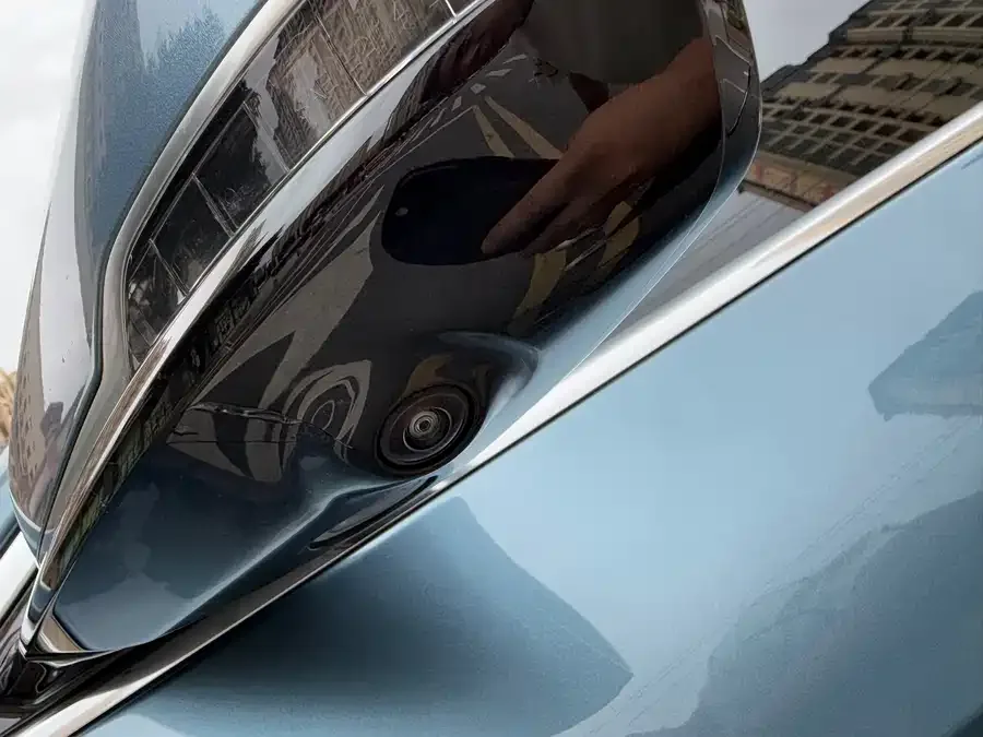 Cadillac CT6 2023 28T Platinum 2023 — миниатюра 4