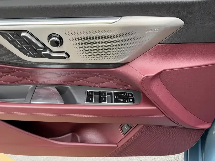 Cadillac CT6 2023 28T Platinum 2023 — миниатюра 5