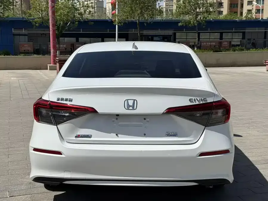 Honda CIVIC 2023 Civic 240TURBO CVT Power Edition 2023 — миниатюра 5