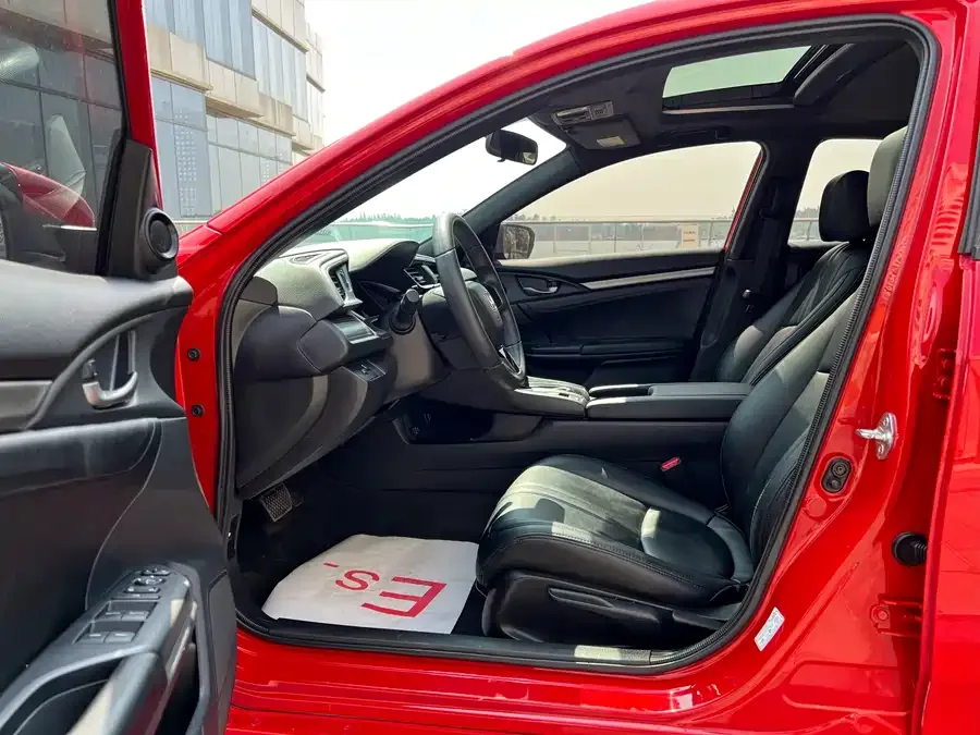 Honda CIVIC Civic 2021 HATCHBACK 220TURBO CVT New Control 2022 — миниатюра 3