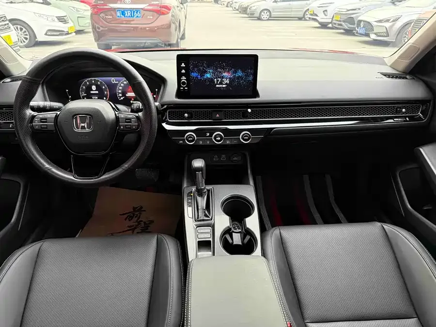 Honda CIVIC 2023 Civic 240TURBO CVT Sporty C-Stage Special Edition 2023 — миниатюра 5