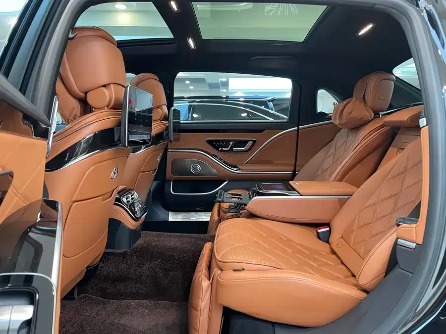 Mercedes-Benz Maybach S-Class Maybach S-Class 2023 S 480 4MATIC 2022 — миниатюра 4