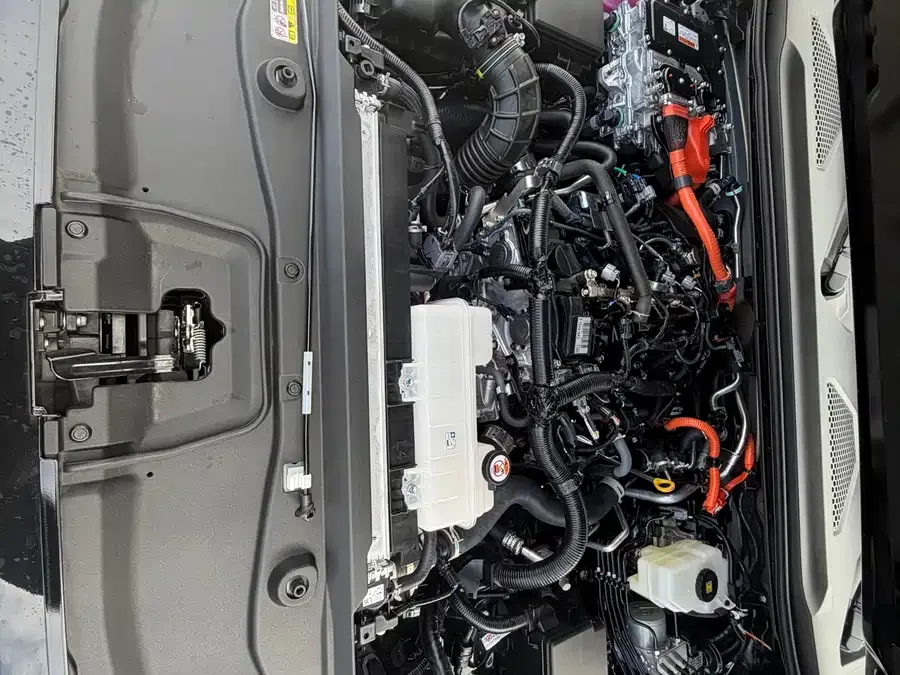 Toyota Prado Prado 2025 2.4T Flagship VX Edition 5 Seaters 2026 — миниатюра 5