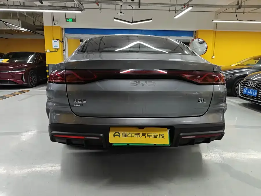 BYD Qin L Qin L 2024 DM-i 120KM Leading Edition 2024 — миниатюра 3