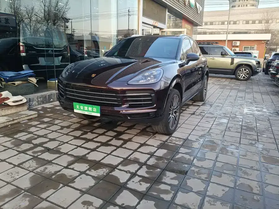 Porsche Cayenne 2022