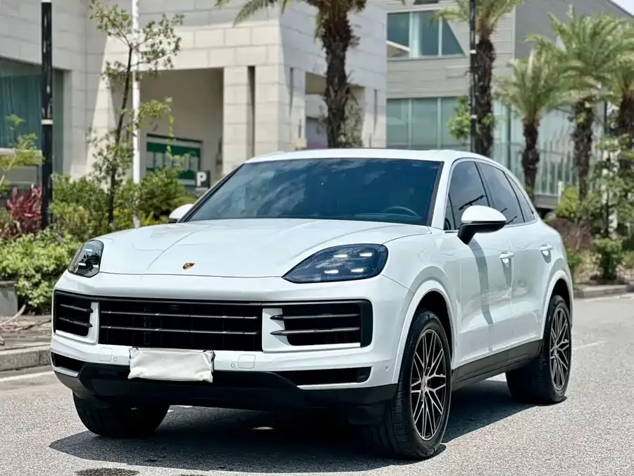 Porsche Cayenne 2024