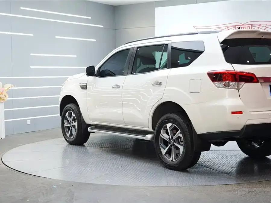 Dongfeng Paladin Paladin 2023 2.0T Gasoline 4WD Premium Edition 2024 — миниатюра 2