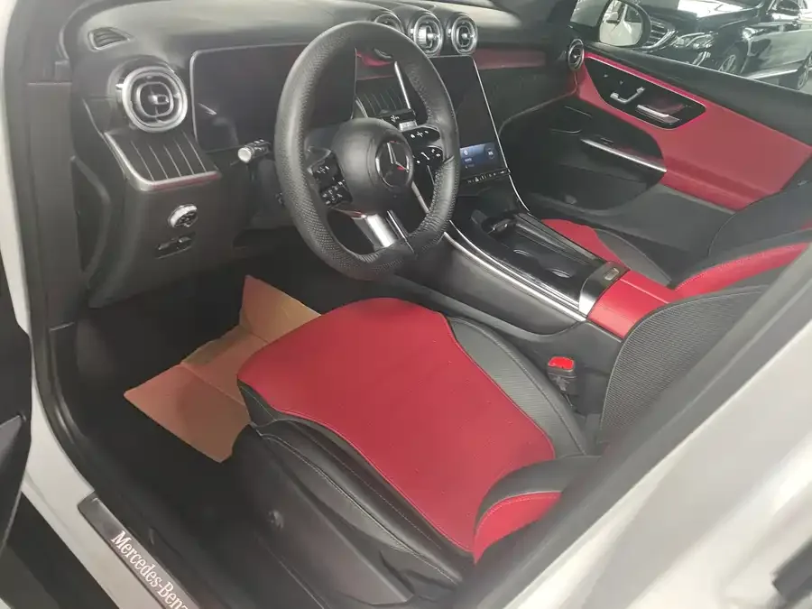 Mercedes-Benz GLC-Class Mercedes-Benz GLC 2024 GLC 260 L 4MATIC dynamic 5-seater 2023 — миниатюра 5