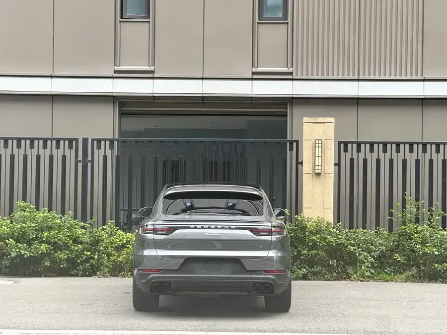 Porsche Cayenne Cayenne 2022 Cayenne Coup 3.0T Platinum Edition 2022 — миниатюра 5