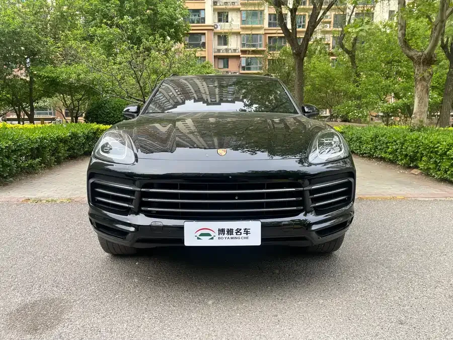 Porsche Cayenne 2022