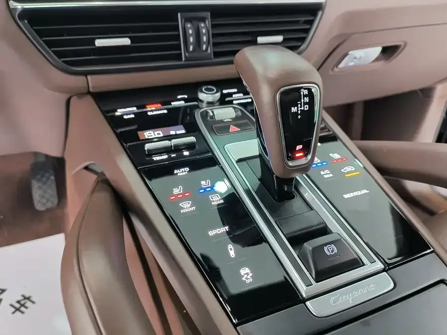 Porsche Cayenne Cayenne 2022 Cayenne 3.0T Platinum Edition 2022 — миниатюра 2