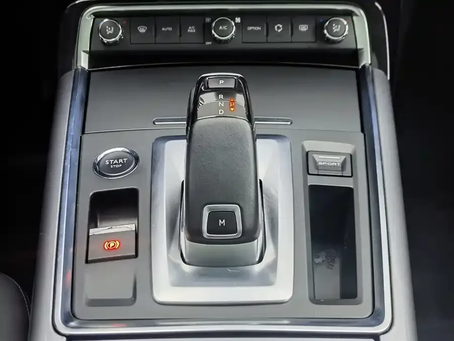 Citroen C6 Citroen C6 2021 400THP Comfort Edition 2023 — миниатюра 4