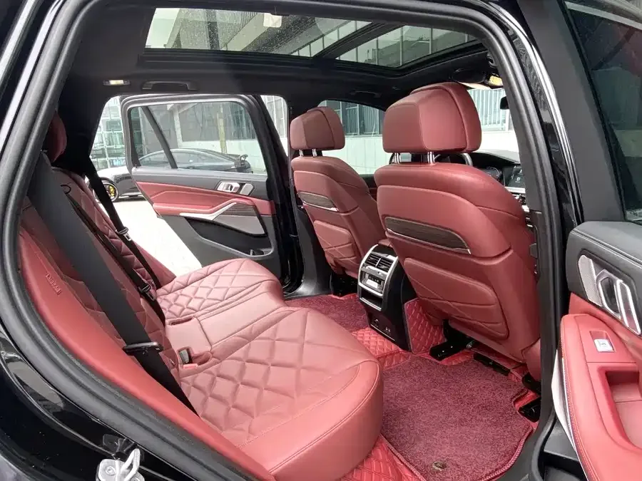 BMW X5 2022 xDrive 40Li M Sport Package 2022 — миниатюра 2