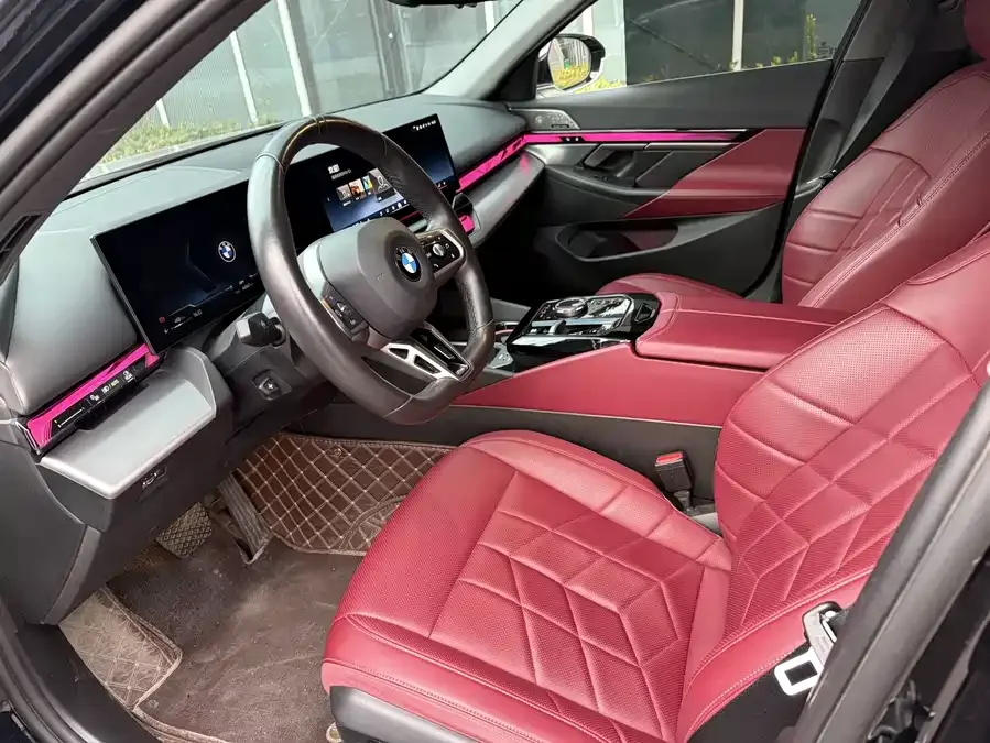 BMW 5 Series BMW 5 Series 2024 530Li Leading M Sports Package 2024 — миниатюра 4