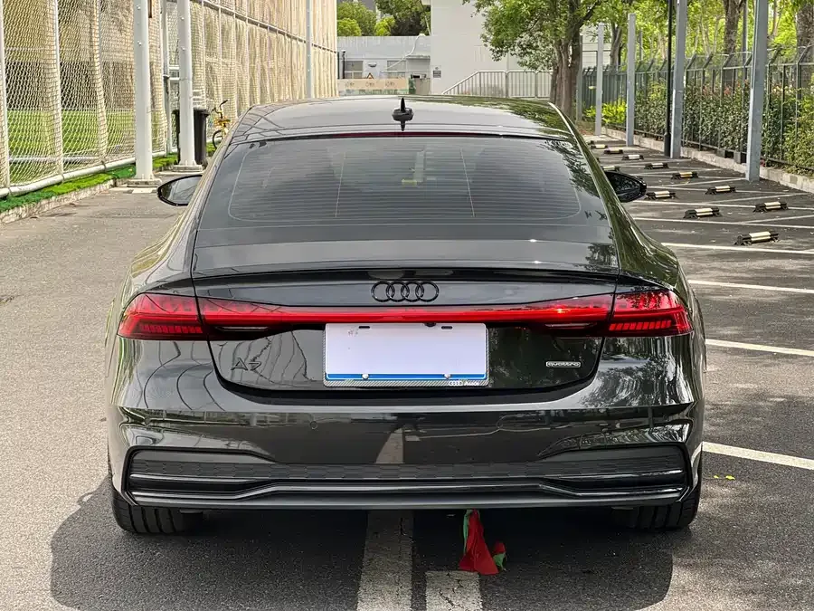 Audi A7 2024 55 TFSI quattro Premium Edition 2024 — миниатюра 2