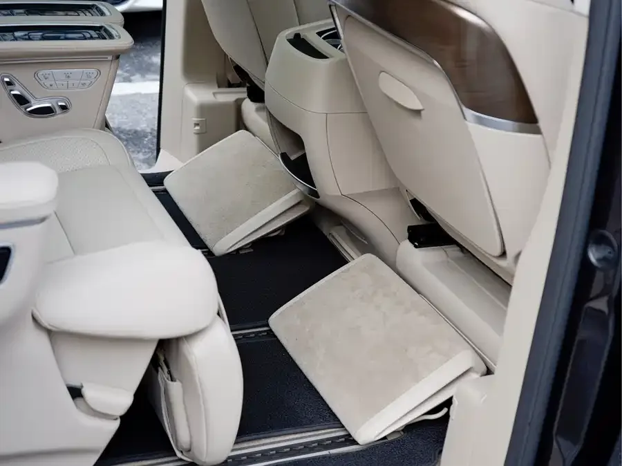 Mercedes-Benz Class V Mercedes-Benz V-Class 2022 V 260 Premium Edition 2023 — миниатюра 4