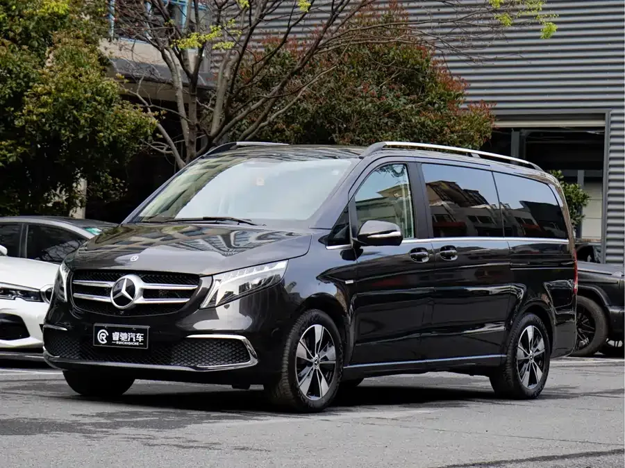 Mercedes-Benz Class V 2023