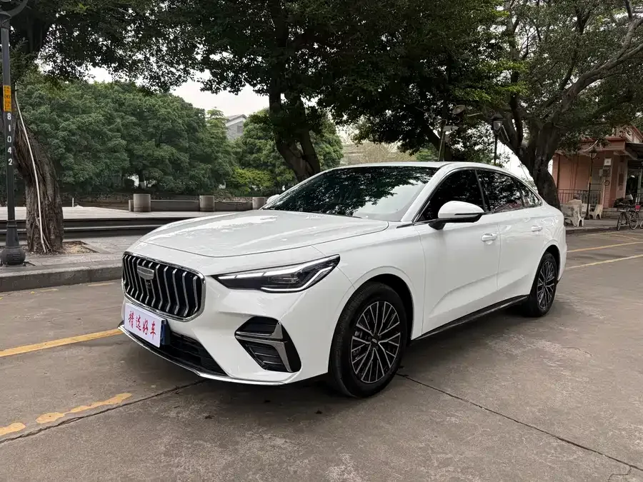 Geely Emgrand 2026