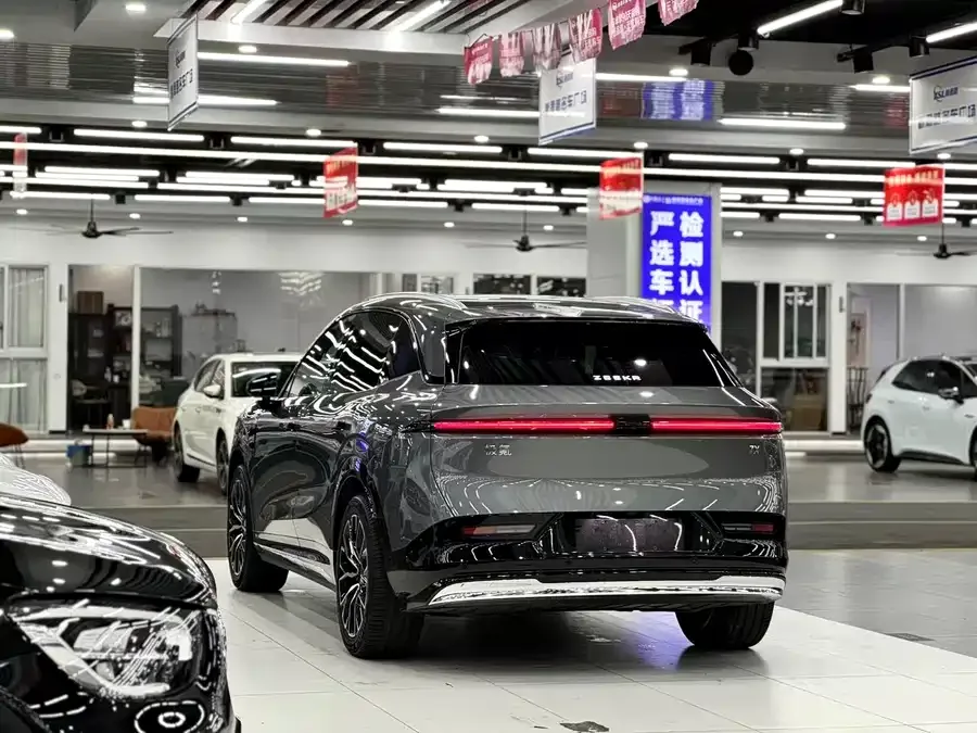 Zeekr 7X Extreme Krypton 7X 2026 75kWh Rear-Wheel Drive MAX Edition 2026 — миниатюра 2