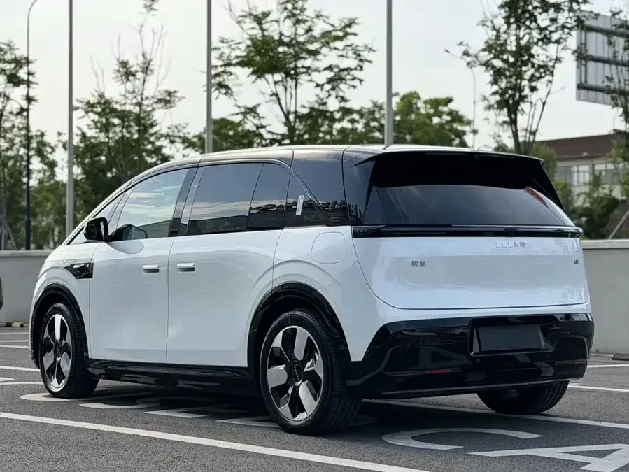 Zeekr Mix Zeekr MIX 2025 Smart Driving Edition 2025 — миниатюра 2