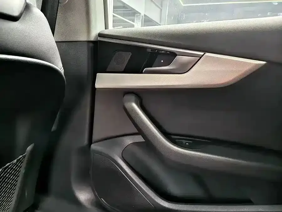 Audi A5 Audi A5 (Imported) 2022 Sportback 40 TFSI quattro Luxury Dynamic Edition 2022 — миниатюра 4