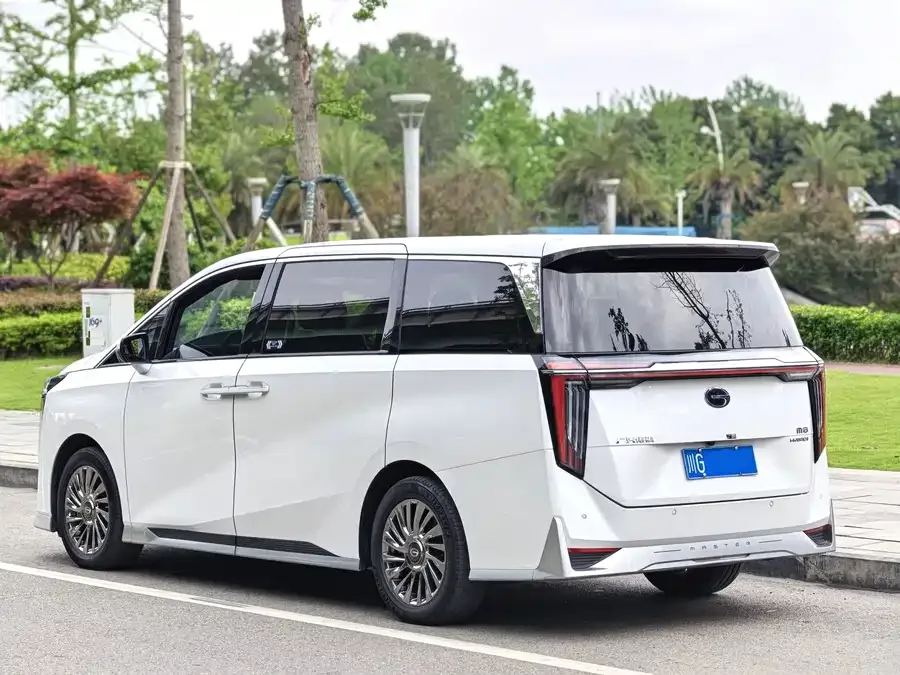 GAC Trumpchi M8 Trumpchi M8 2023 Grandmaster Series Dual Engine Flagship Edition 2023 — миниатюра 3