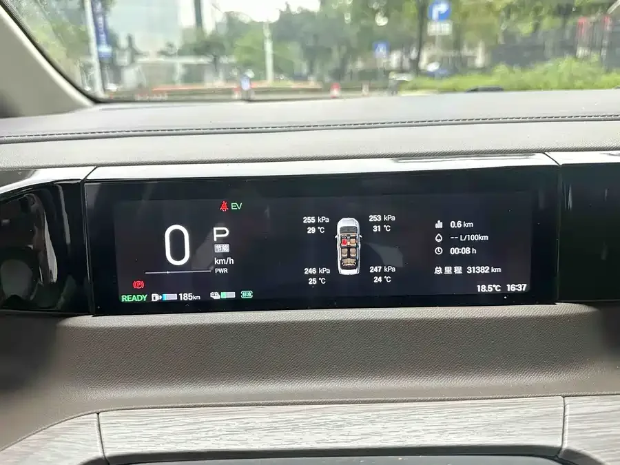 GAC Trumpchi E8 Trumpchi E8 2024 Honor Series 2.0L Honor Edition 2024 — миниатюра 5