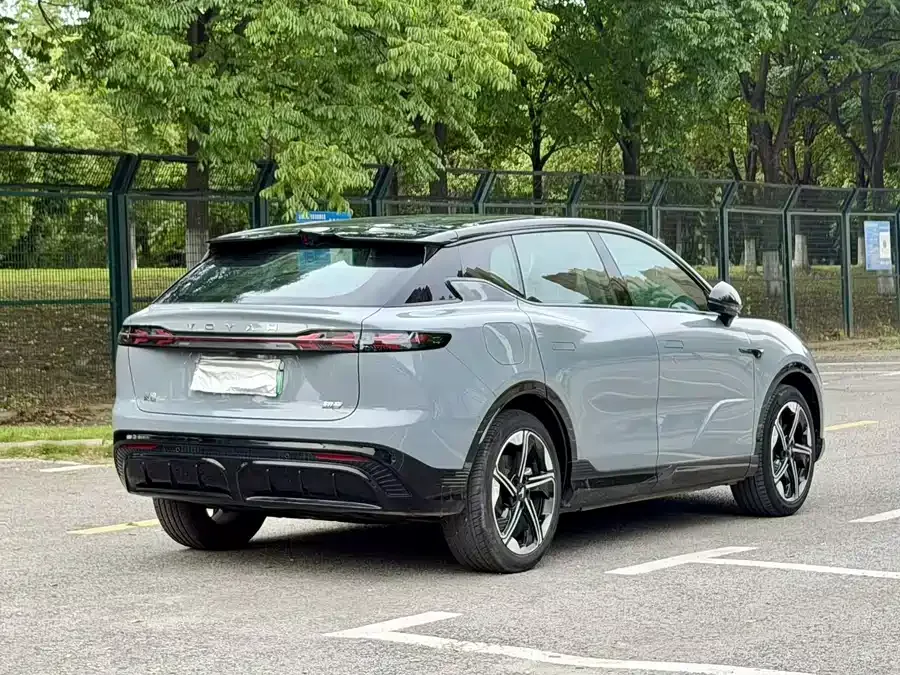 Voyah Courage Lantu Zhiyin 2024 Ultra-Long-Range Smart Edition 2024 — миниатюра 3