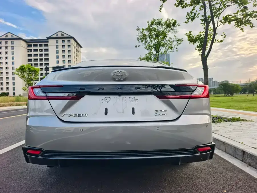Toyota Camry 2026 Camry Hybrid 2.0HXS Sport Plus Edition 2025 — миниатюра 4