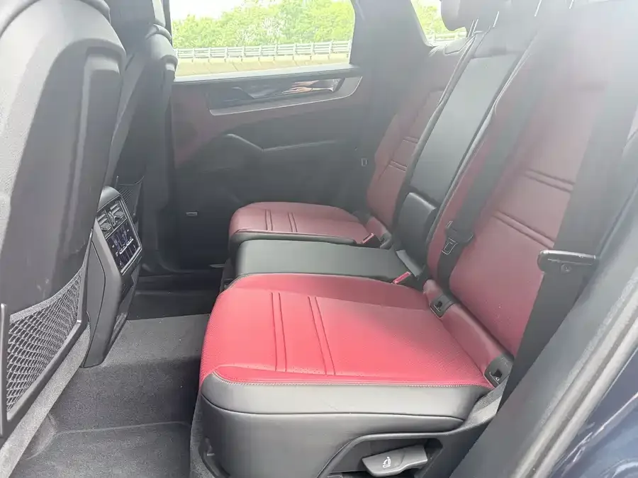 Porsche Cayenne New Energy Cayenne New Energy 2024 Cayenne S E-Hybrid 3.0T 2025 — миниатюра 2