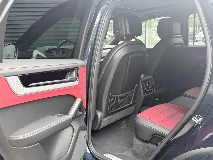 Porsche Cayenne New Energy Cayenne New Energy 2024 Cayenne S E-Hybrid 3.0T 2025 — миниатюра 4