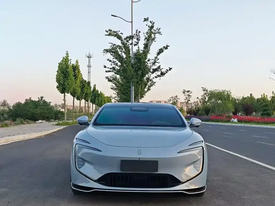 Avatr 12 Avita 12 2023 650 Triple Laser 4WD Performance Edition 2023 — миниатюра 2