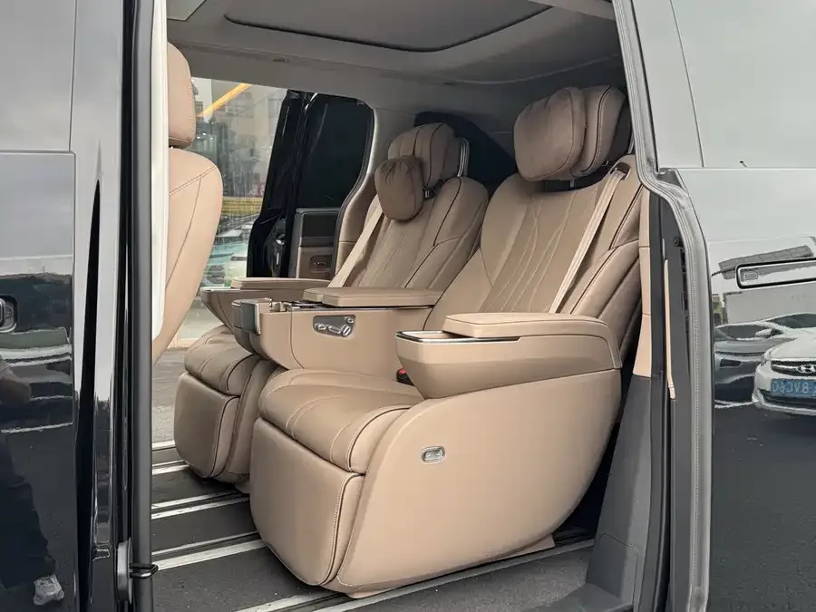XPeng XPeng X9 XPeng X9 2025 model, pure electric, 740km ultra-long range (Max). 2025 — миниатюра 4