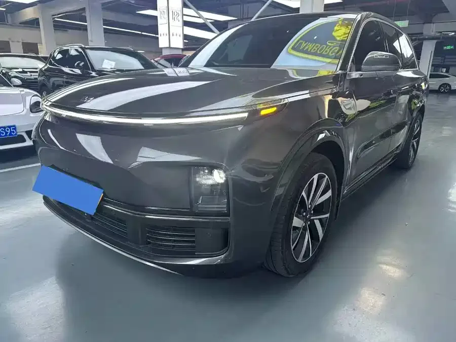 Li Xiang L8 Ideal L8 2024 Pro 2024 — фото 1, купить с доставкой в Москву