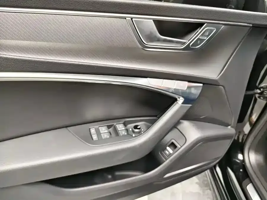 Audi A7 2023 45 TFSI Premium Edition 2023 — миниатюра 5