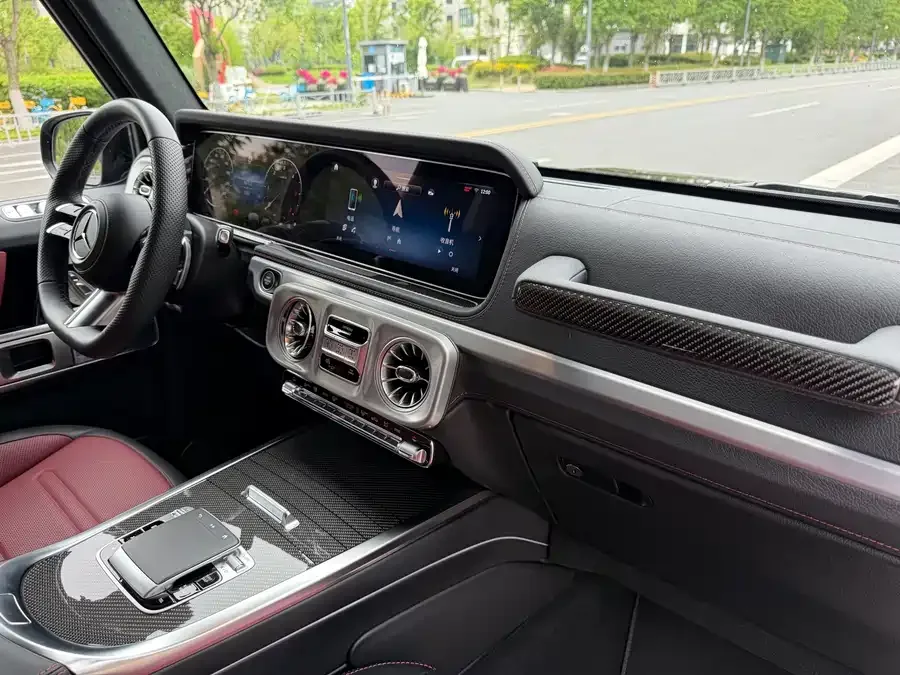 Mercedes-Benz G-rated Mercedes-Benz G-Class 2025 G 500 2025 — миниатюра 4