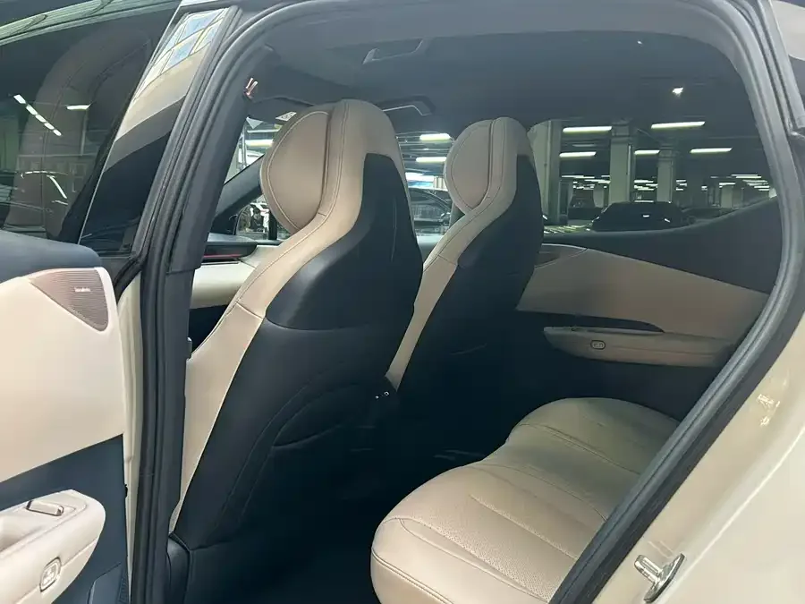 Lynk & Co Z20 Lynk & Co Z20 2025 530km RWD Pro 2025 — миниатюра 2
