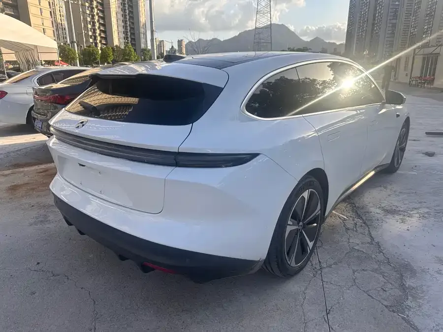 NIO ET5T NIO ET5T 2024 100kWh Touring 2024 — миниатюра 4