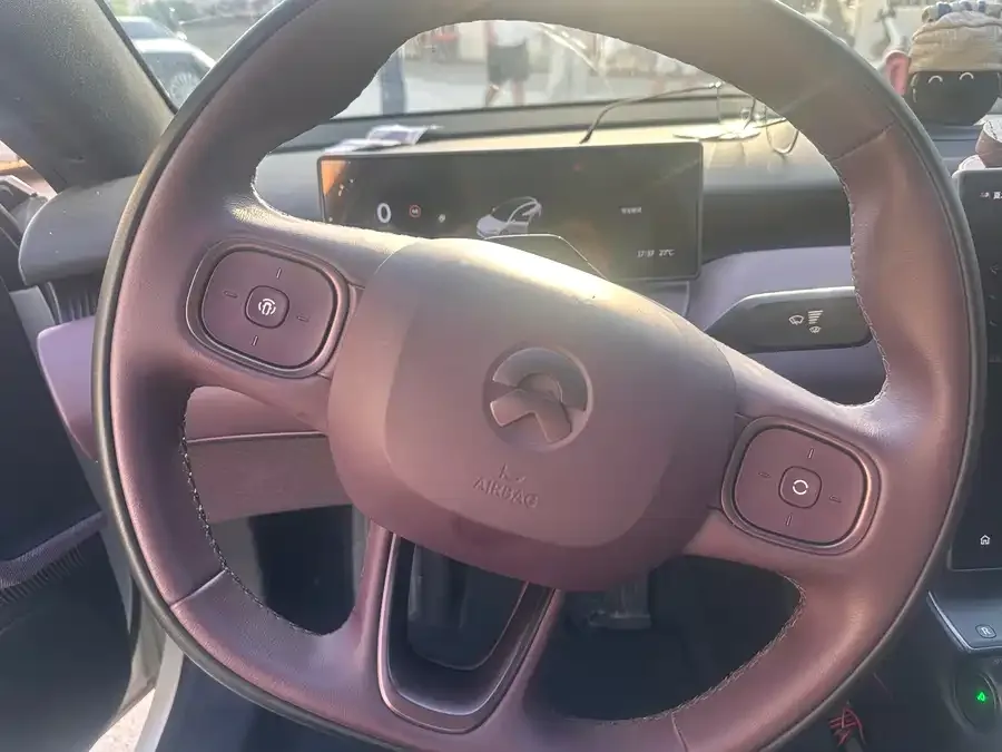 NIO ET5T NIO ET5T 2024 100kWh Touring 2024 — миниатюра 5