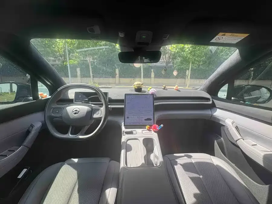 NIO EC6 NIO EC6 2024 model 75kWh 2024 — миниатюра 2