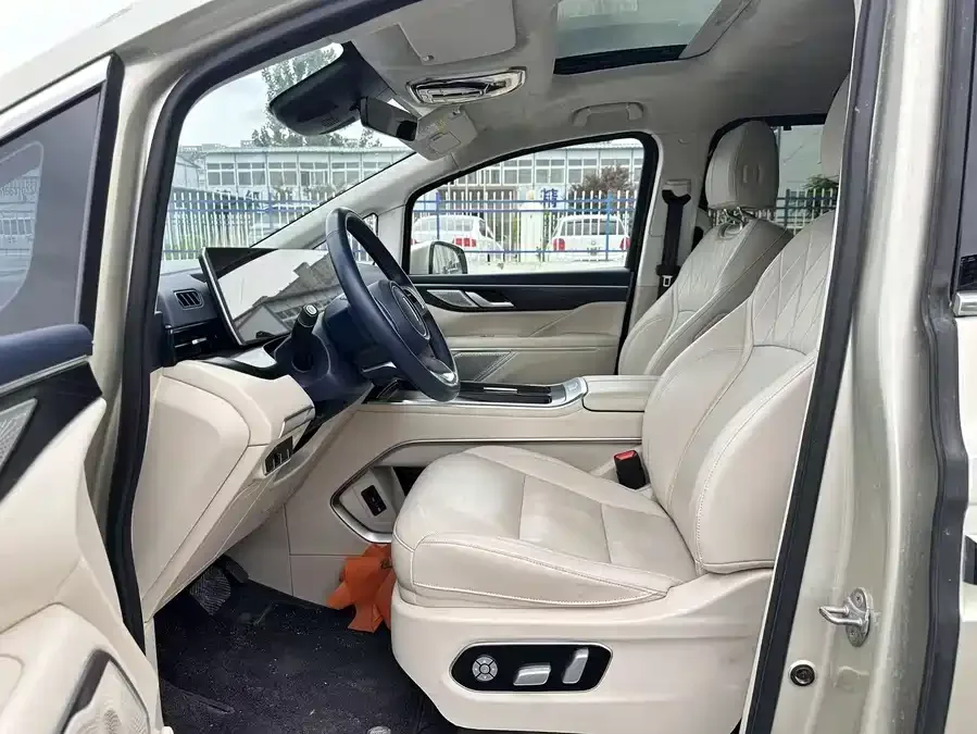 WEY mountains Weipai Alpine 2023 4WD Flagship Edition 2024 — миниатюра 4