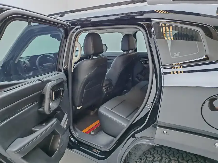 Haval Big Dog PLUS New Energy Haval Big Dog PLUS New Energy 2026 Hi4 150km Trendy Electric Edition 2025 — миниатюра 2