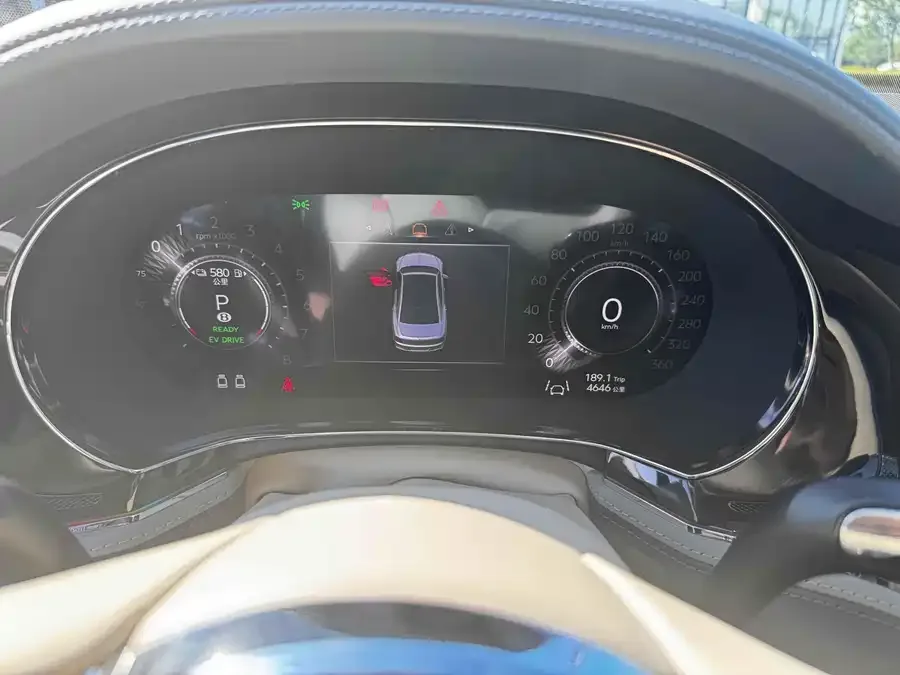 Bentley Flying Spur PHEV Flying Spur Plug-in Hybrid 2025 4.0T V8 Mulliner 2025 — миниатюра 2