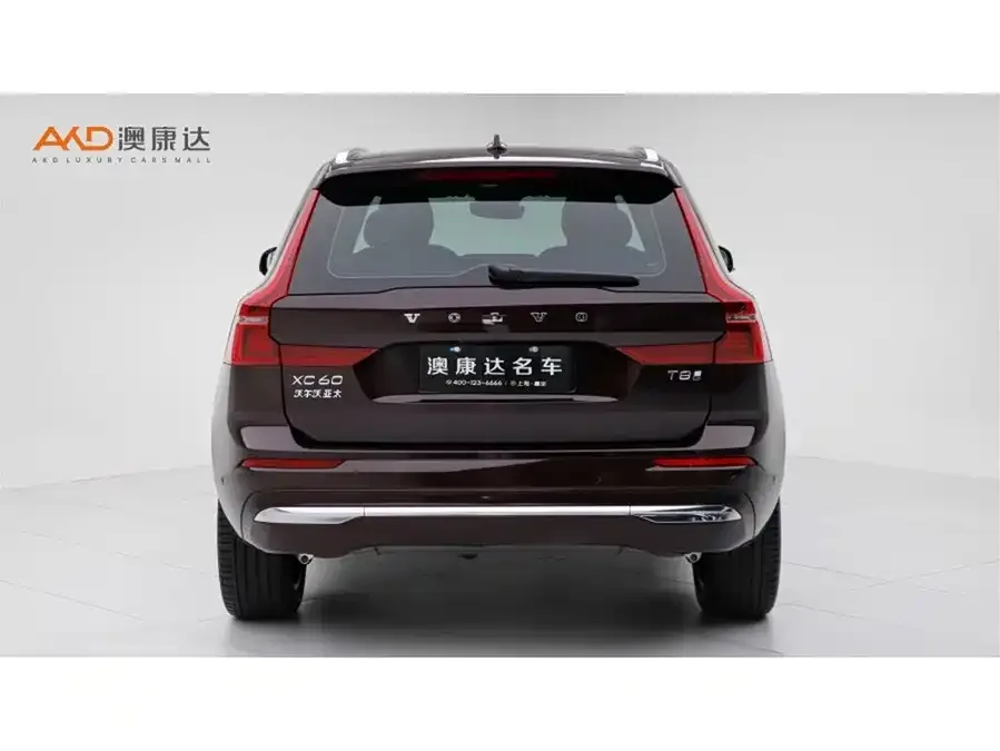 Volvo XC60 Plug-in Hybrid 2026 Long Range AWD Inscription Luxury Edition 2025 — миниатюра 4